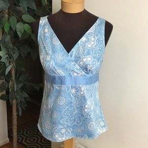 .🎈 Ann Taylor Loft 6P blue & white floral tank